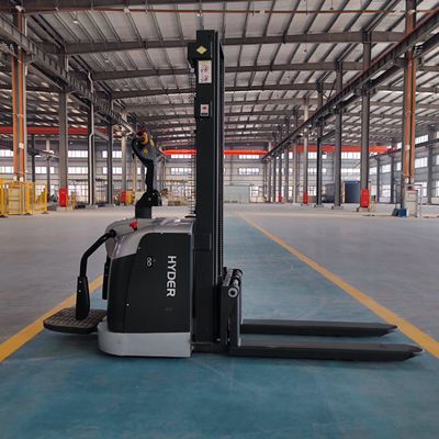 Warehouse Energy Saving Stacker Forklift 2ton Load Capacity 3000-5500 Lifting Height
